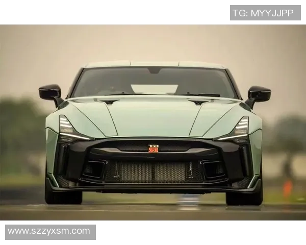 足球球星驾驭GTR豪车的炫酷时刻 揭秘速度与激情的完美结合